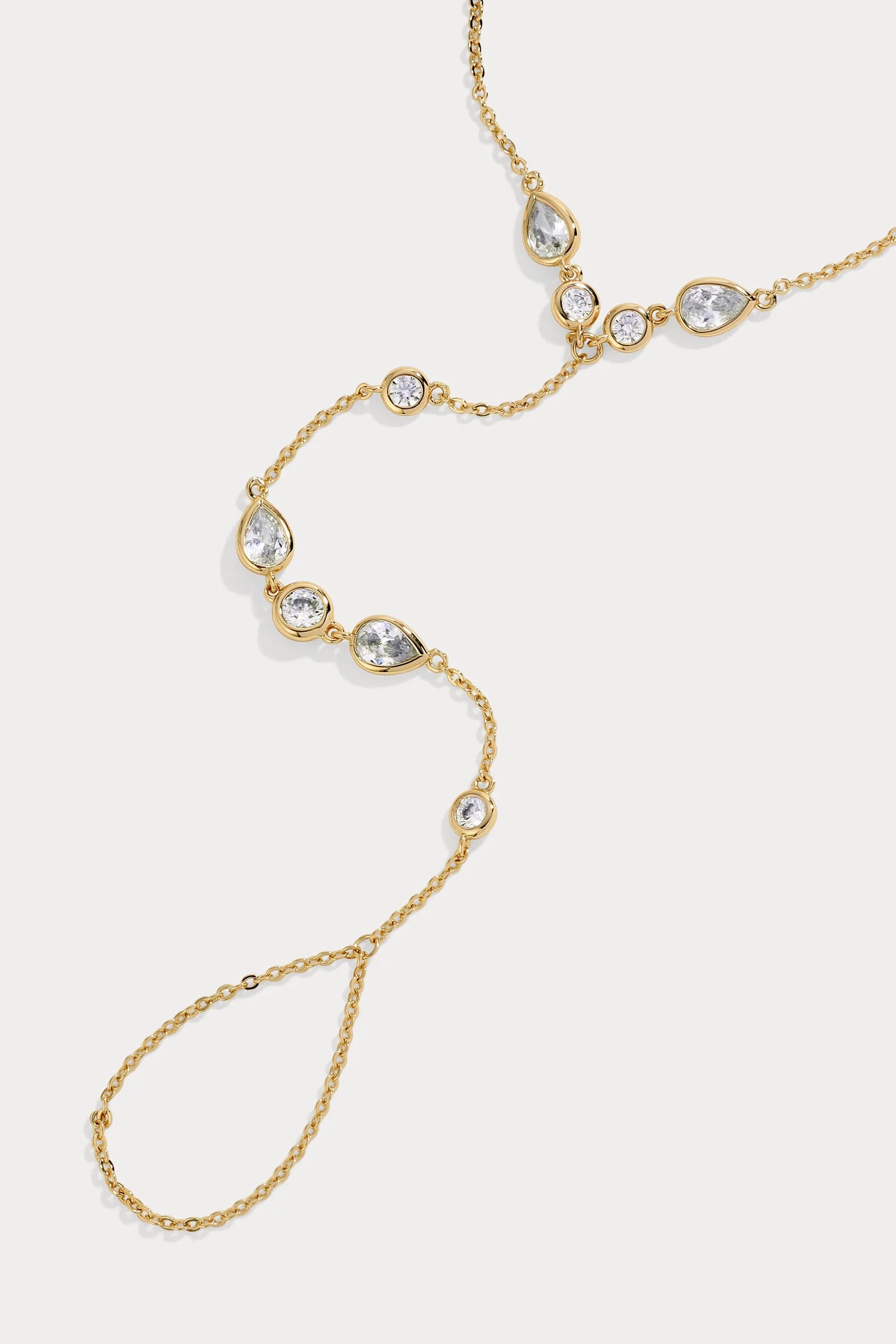 LILI CLASPE AURORA HAND CHAIN