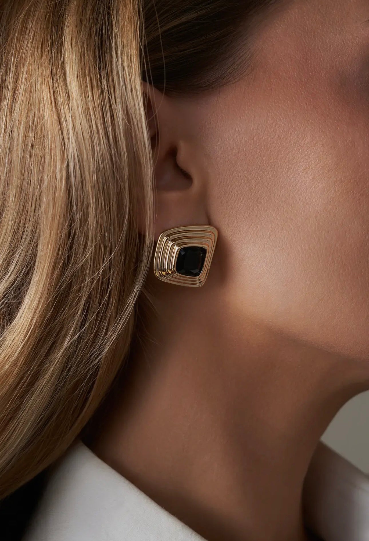LILI CLASPE JULES EARRING